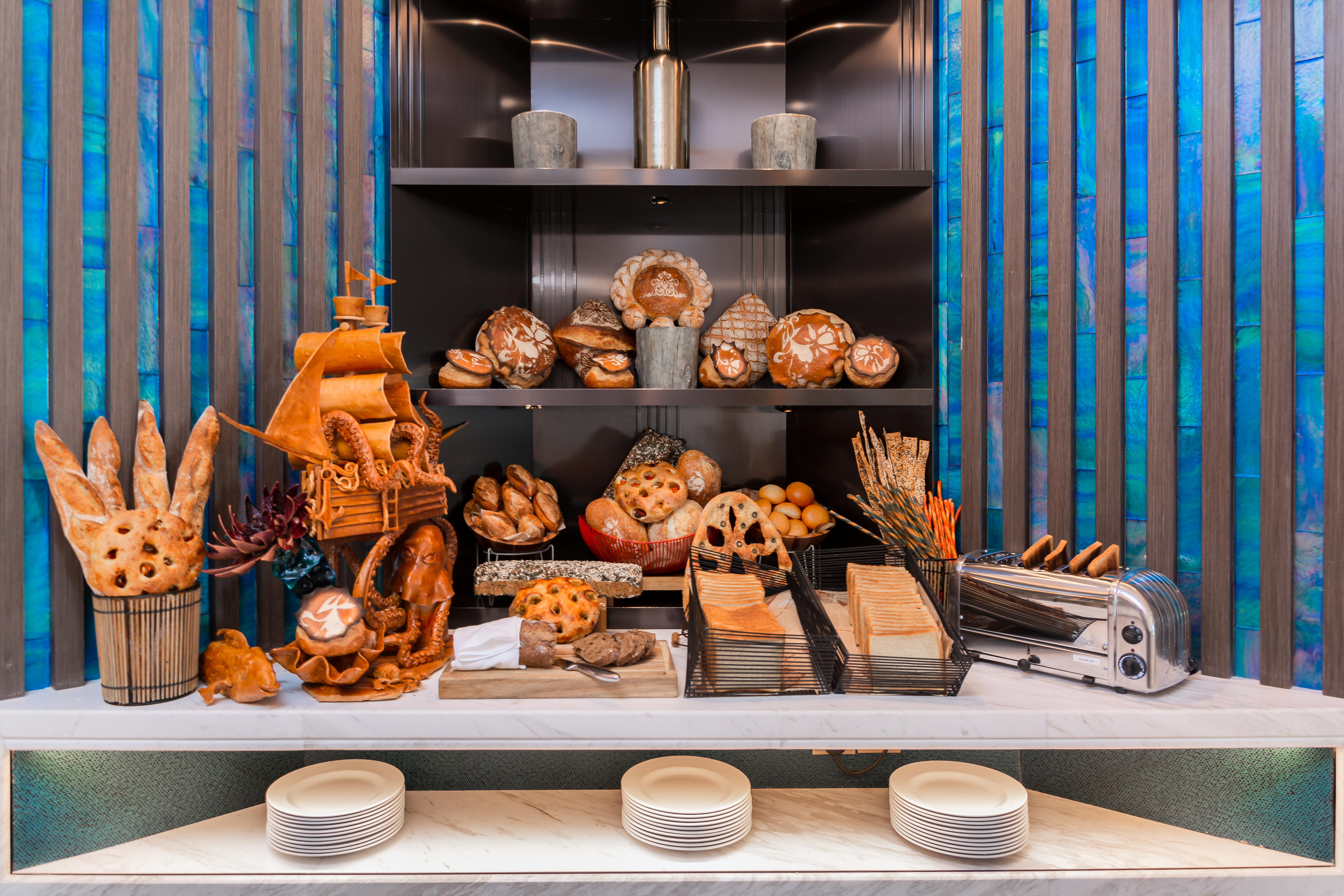 Taj Exotica Resort & Spa, The Palm, Dubai Esterno foto Bread station